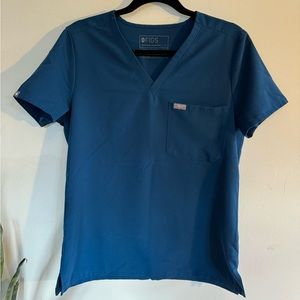 Deep Reef FIGS scrubs set